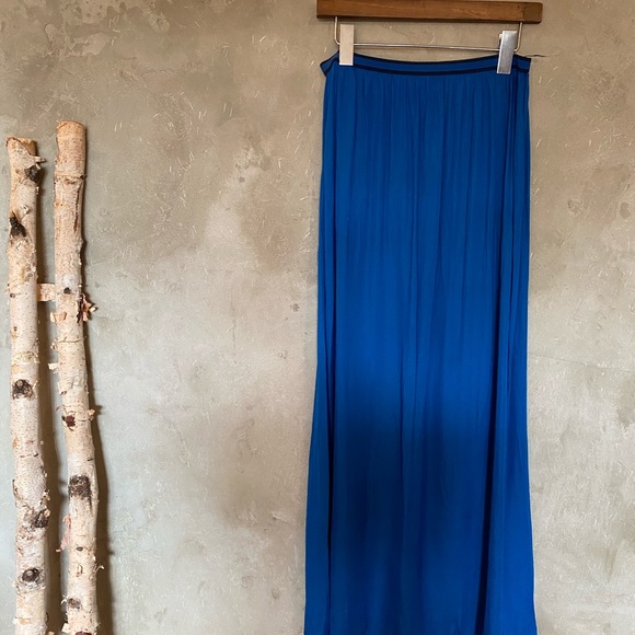 Zara silky blue maxi skirt - Picture 3 of 7